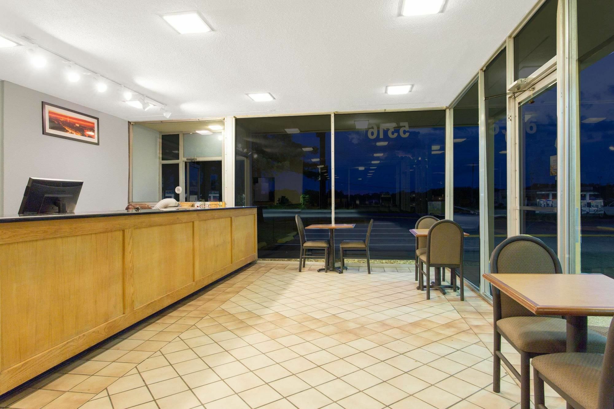 Garden Inn Fredricksburg South Fredericksburg Dış mekan fotoğraf