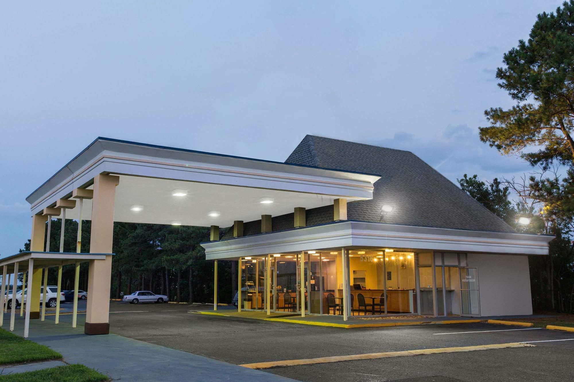 Garden Inn Fredricksburg South Fredericksburg Dış mekan fotoğraf
