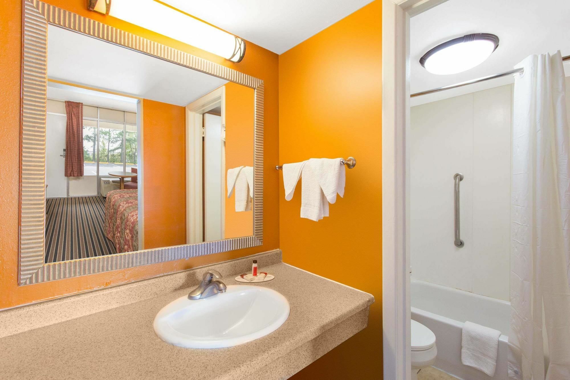 Garden Inn Fredricksburg South Fredericksburg Dış mekan fotoğraf