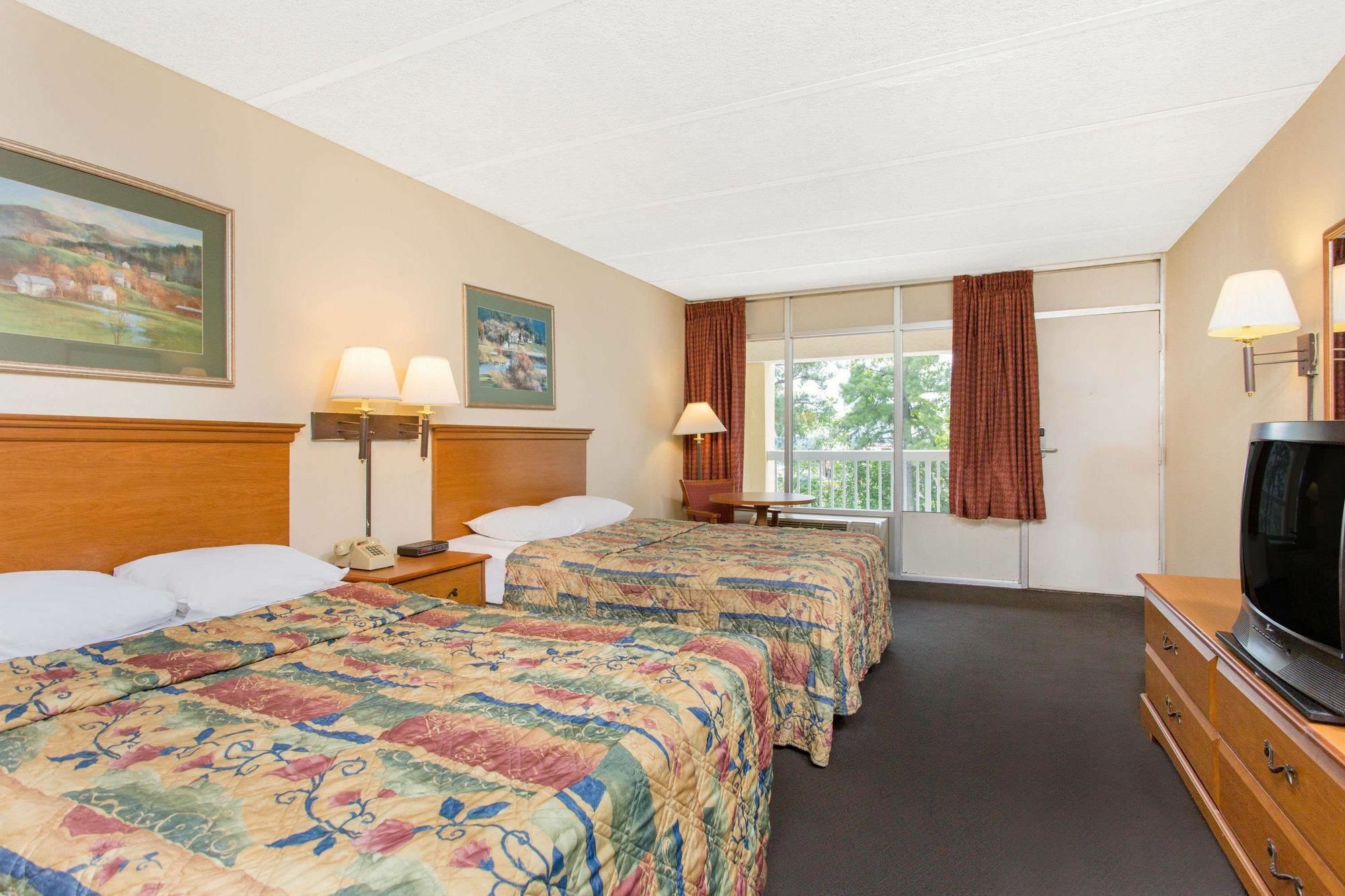 Garden Inn Fredricksburg South Fredericksburg Dış mekan fotoğraf